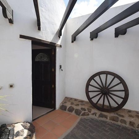 Villa Papaz - Cosy Spacious Sea View Pool Кониль Экстерьер фото