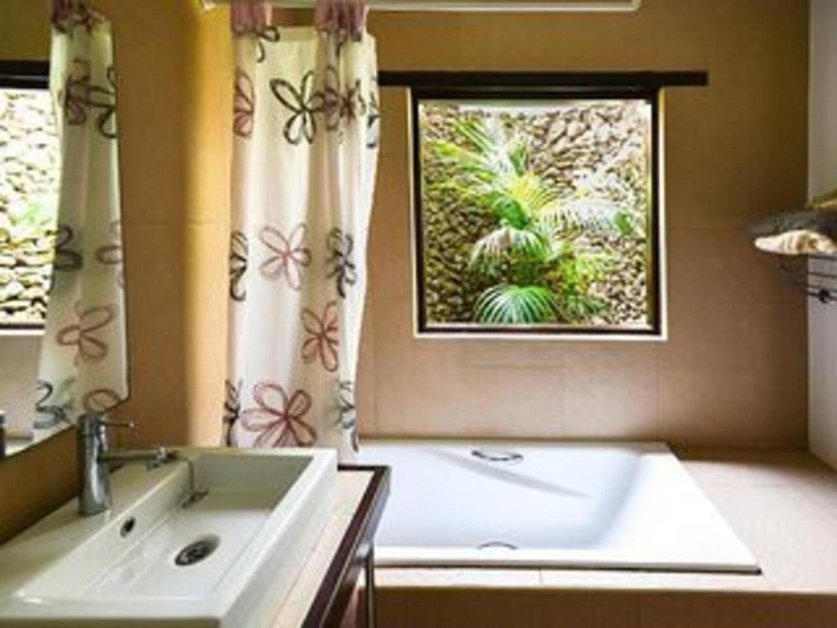 Villa Papaz - Cosy Spacious Sea View Pool Кониль Экстерьер фото